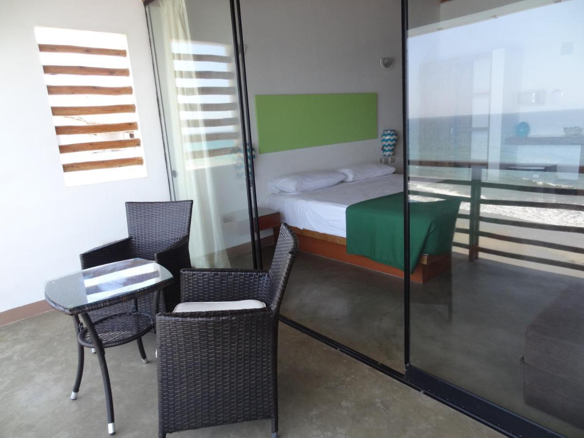 Akas Hotel Apartamentos Canoas de Punta Sal Buitenkant foto